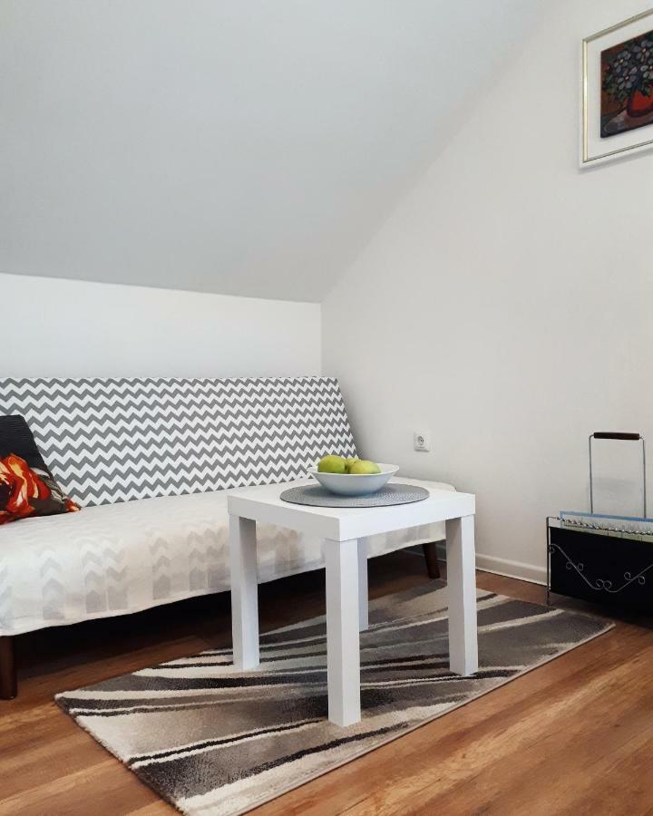 Apartman Lena Tusilovic Eksteriør billede